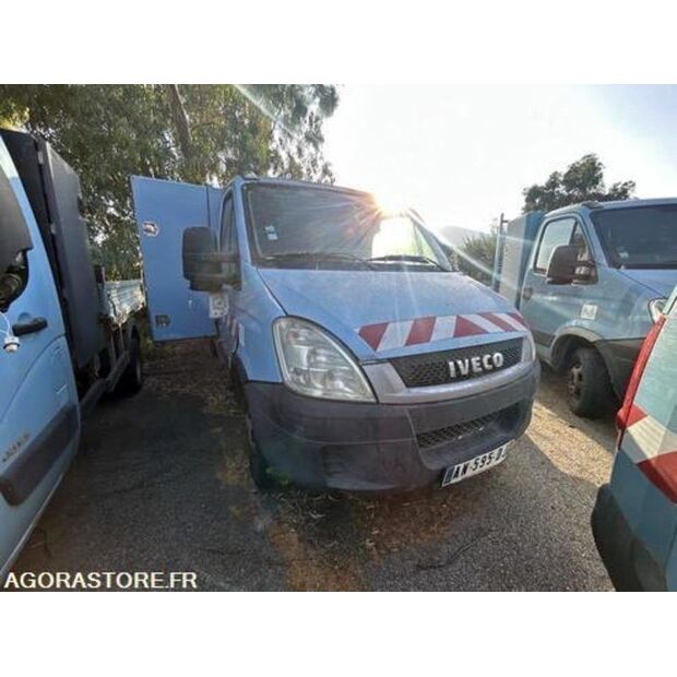 2010 ايفكو 35C15-42535913
