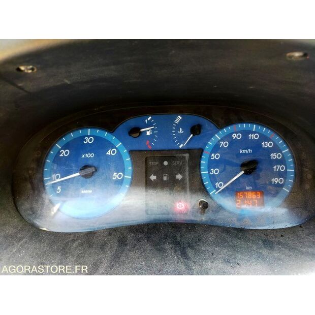 2001 رينو Master-42536728