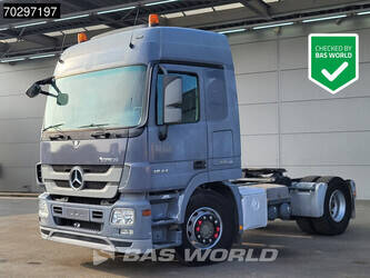 صورة ل رؤوس شاحنات 2010 مرسيدس بنز ACTROS 1844