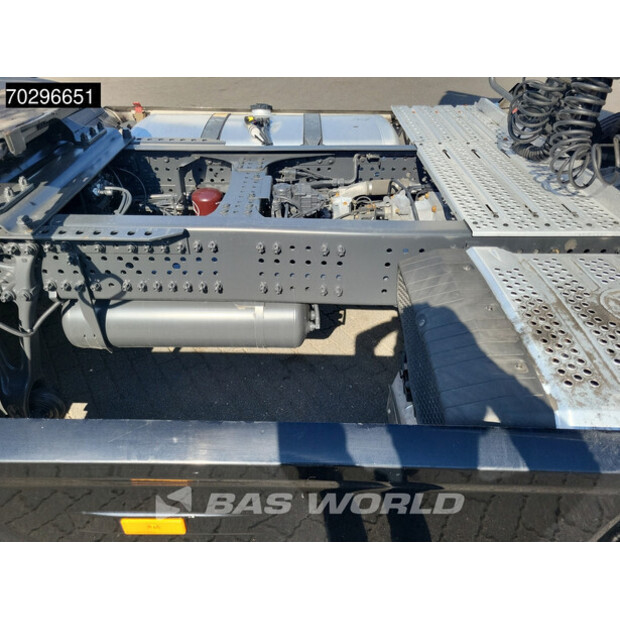 2021 Mercedes-Benz Actros 1848-42538062