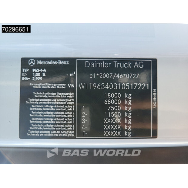 2021 Mercedes-Benz Actros 1848-42538086