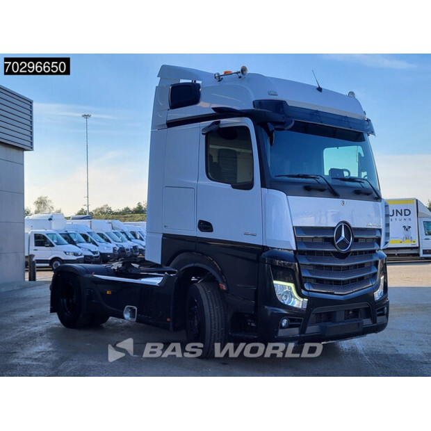 2021 Mercedes-Benz Actros 1848-42538092