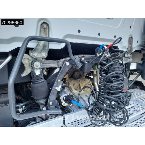 2021 Mercedes-Benz Actros 1848-42538101