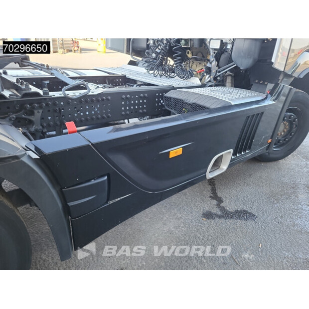 2021 Mercedes-Benz Actros 1848-42538102