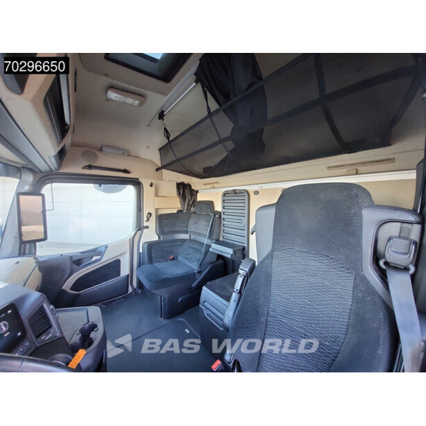 2021 Mercedes-Benz Actros 1848-42538117
