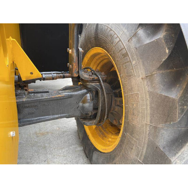 2018 JCB 531-70-42538423