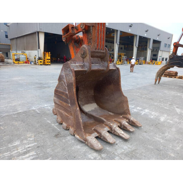 2019 Hitachi ZX870LCH-5G-42538437