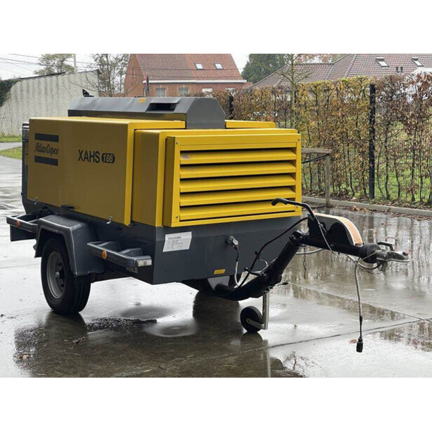 2011 Atlas-Copco XAHS186-42538480