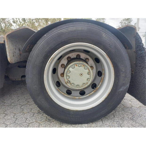 2011 تربيرغ YT182-42538602