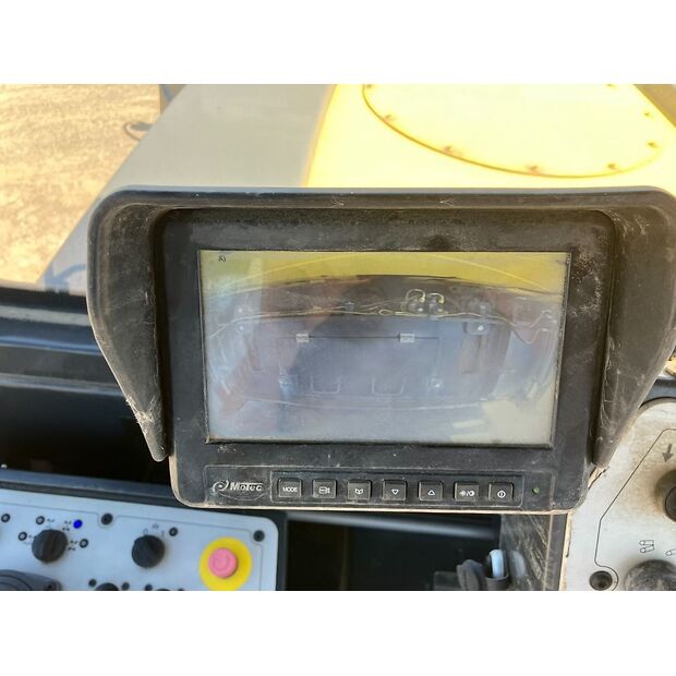 BOMAG BM2200/75-42539097
