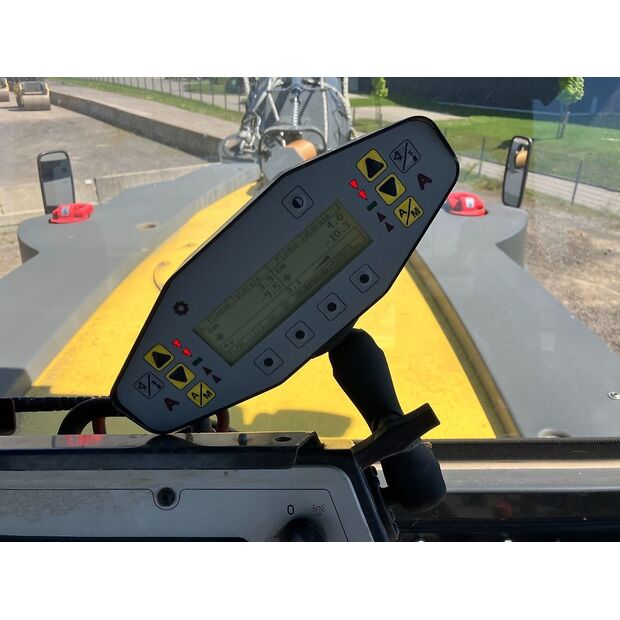 BOMAG BM2200/75-42539101