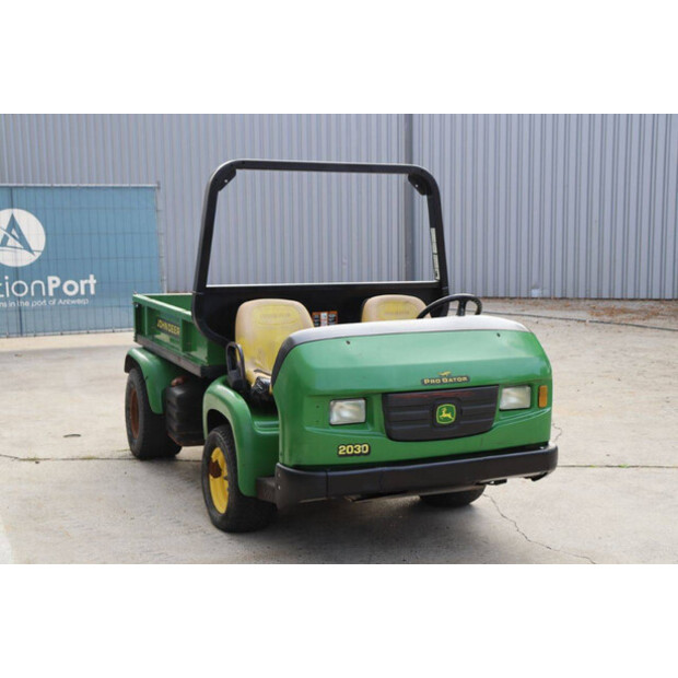 2001 JOHN DEERE 2030A-42540237