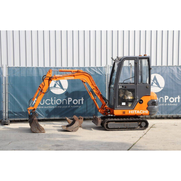 2000 Hitachi EX15-42540412