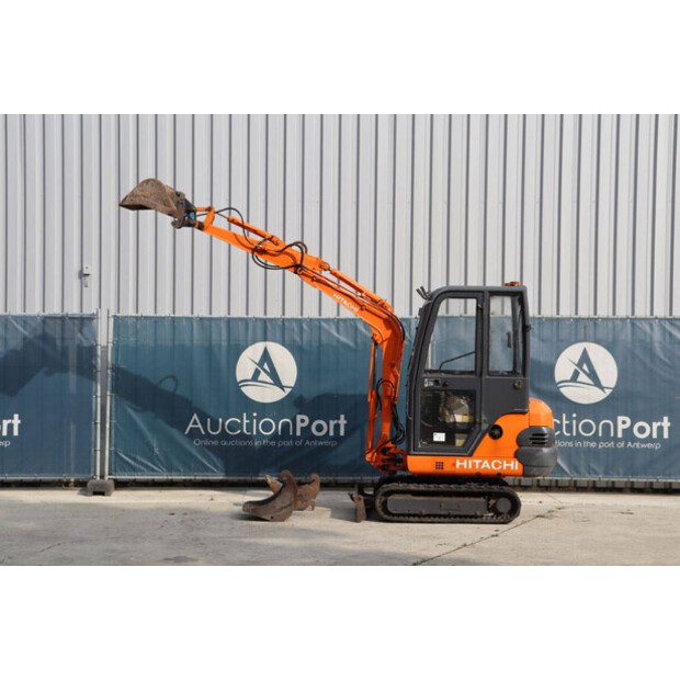 2000 Hitachi EX15-42540452