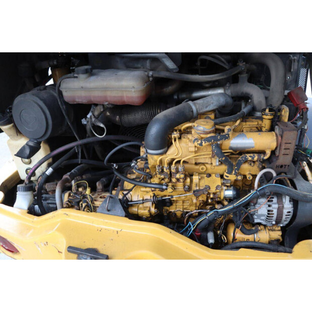 2012 كاتربيلر 906H2-42540825