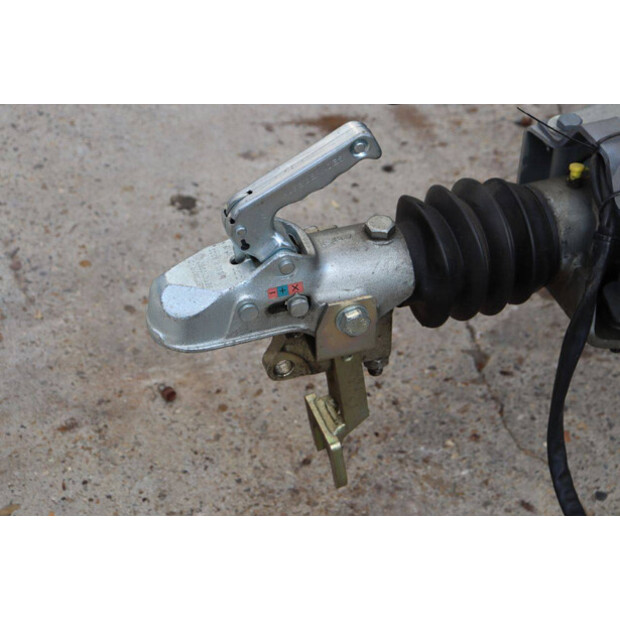 2018 Hapert AL-42540908