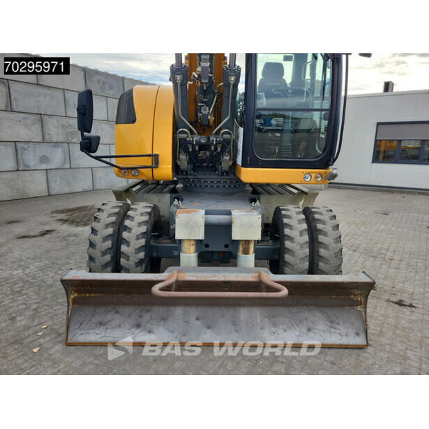 2014 ليبهير A918 Compact-42541476