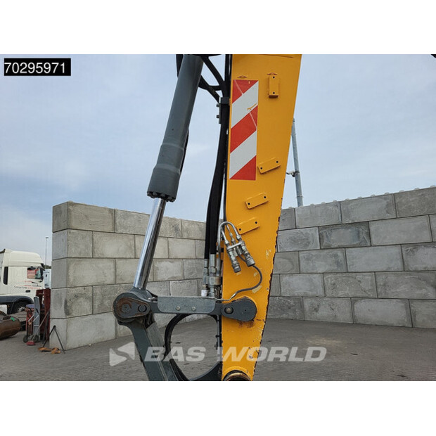 2014 ليبهير A918 Compact-42541478