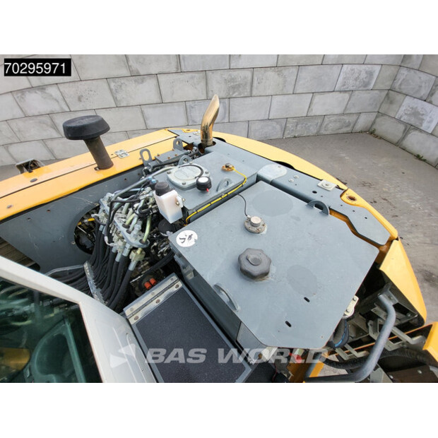 2014 ليبهير A918 Compact-42541491