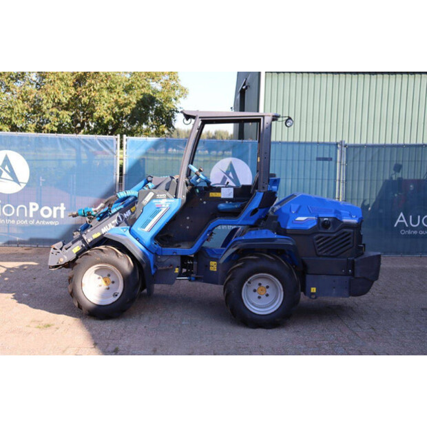 2019 MultiOne 9.5-42541736