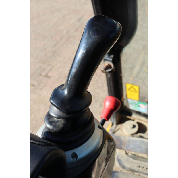 2014 JCB 8018 CTS-42541947