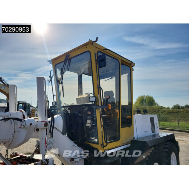 1995 O & K F106-42542301