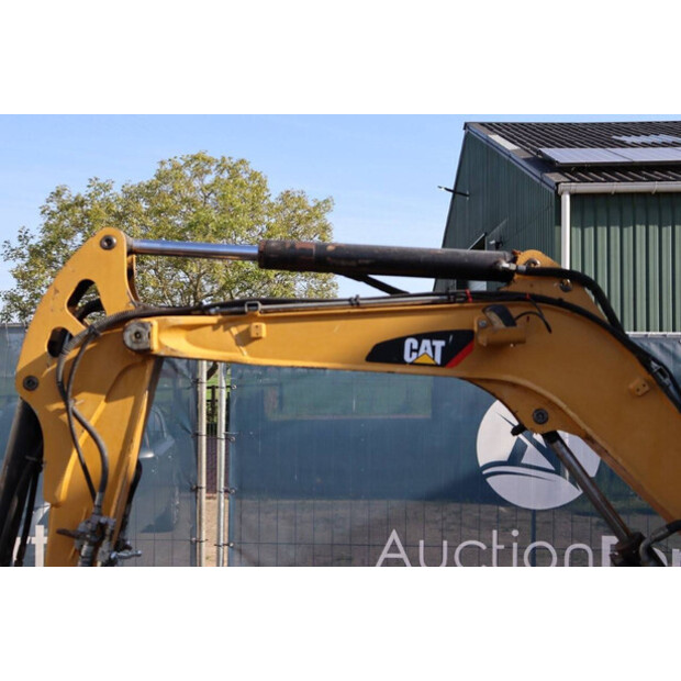 2012 Caterpillar 302.7D-42542346