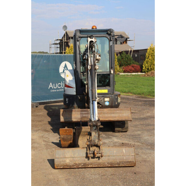 2013 BOBCAT E26-42542392
