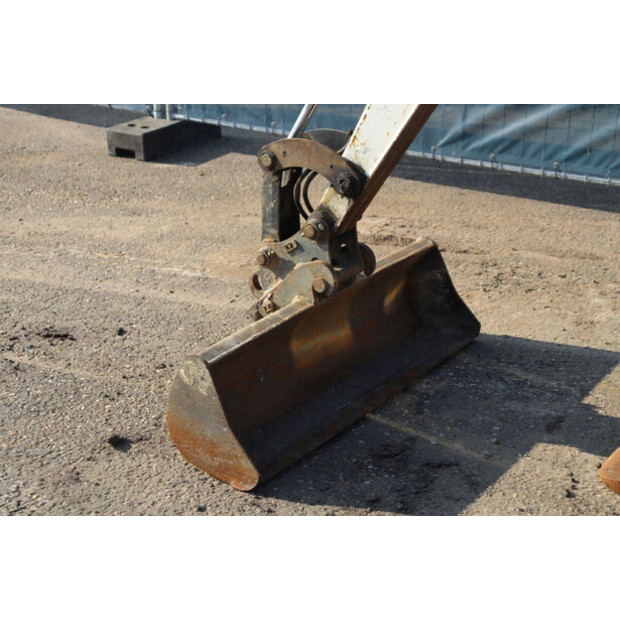 2013 BOBCAT E26-42542395