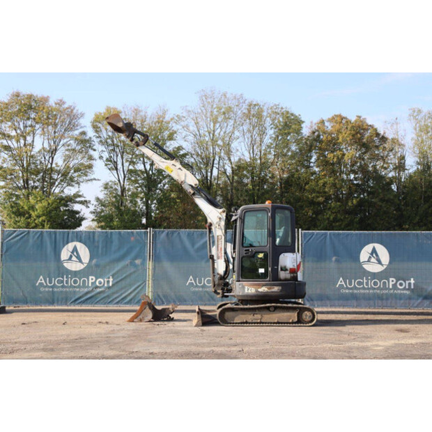 2013 BOBCAT E26-42542428