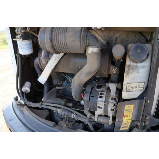 2015 بوبكات E26-42542514