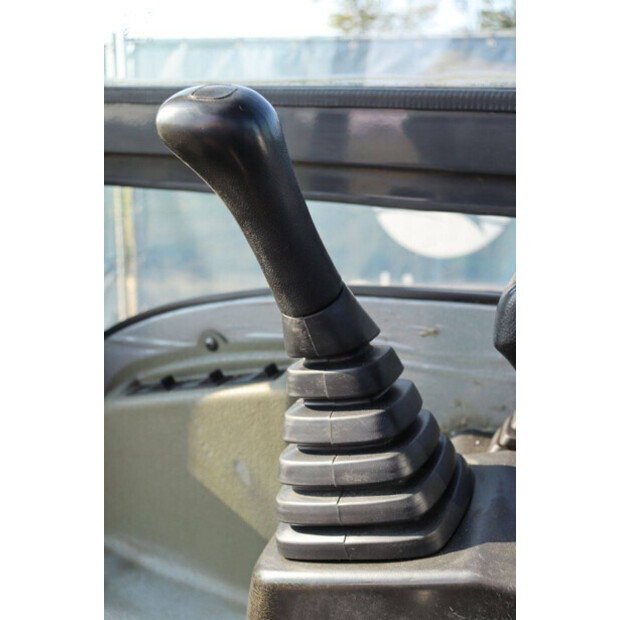 2014 دووسان DX30Z-42542557