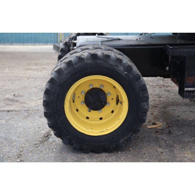 2018 يانمار B110W-42542936