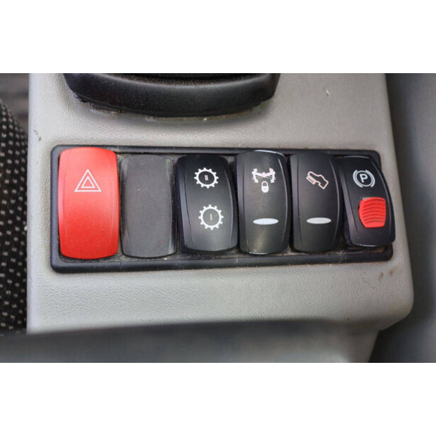 2018 يانمار B110W-42542956