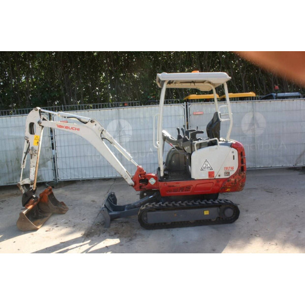 2017 TAKEUCHI TB216-42543084