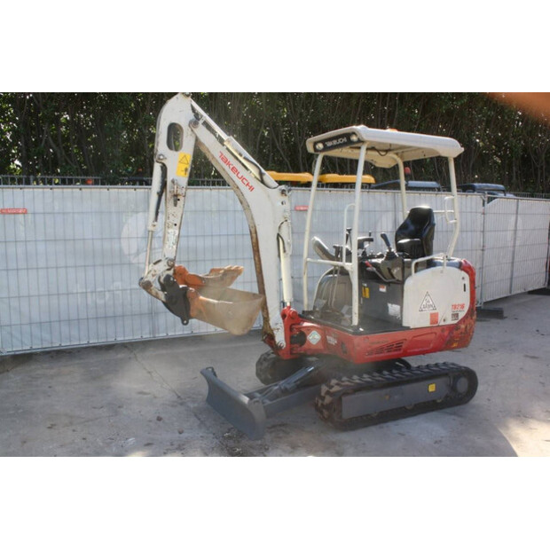 2017 TAKEUCHI TB216-42543099