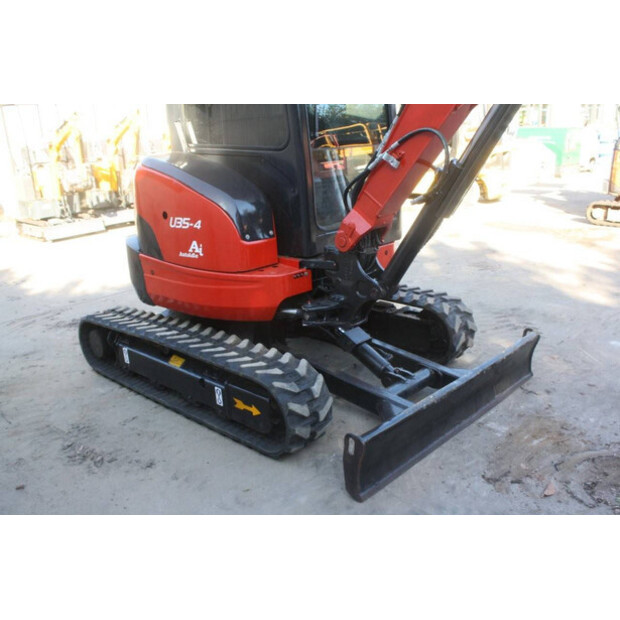 2018 كوبوتا U35-4-42543106
