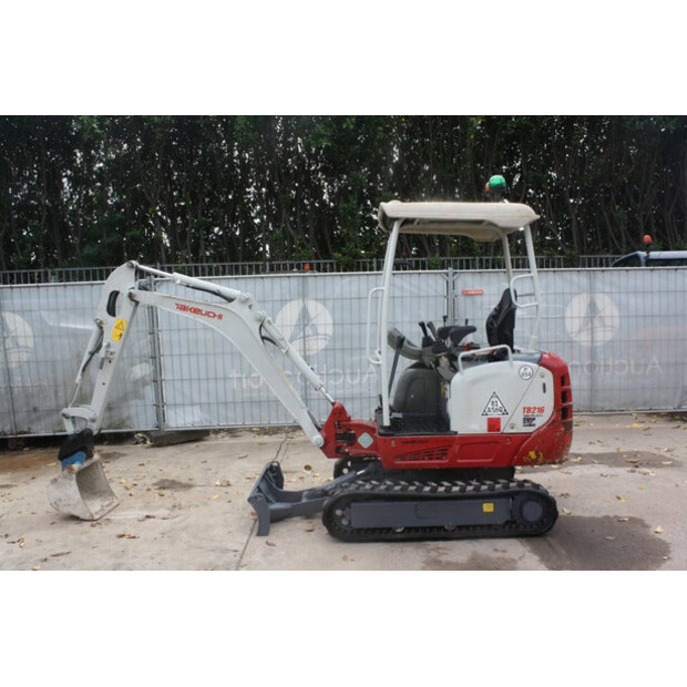 2018 TAKEUCHI TB216-42543139