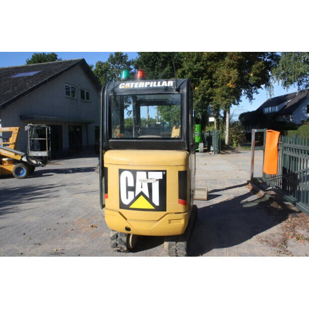 2011 Caterpillar 301.6C-42543174