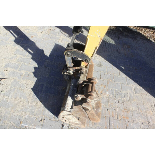 2011 Caterpillar 301.6C-42543181