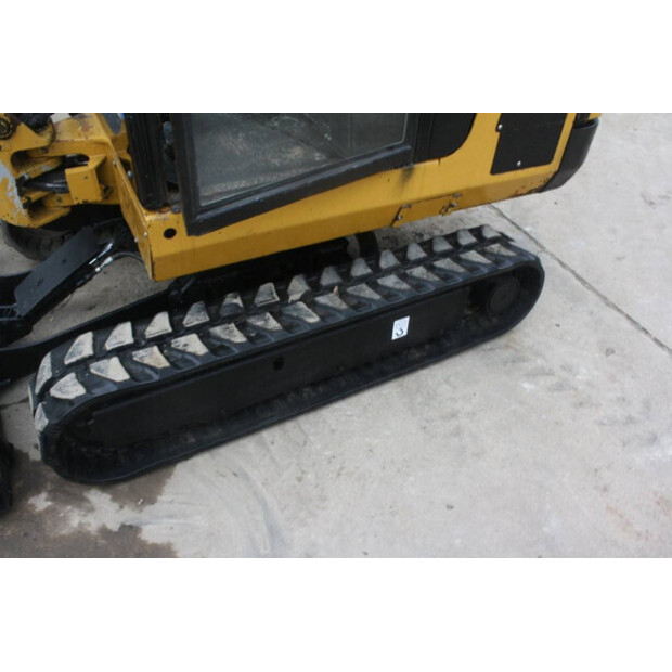 2015 Caterpillar 301.8C-42543245