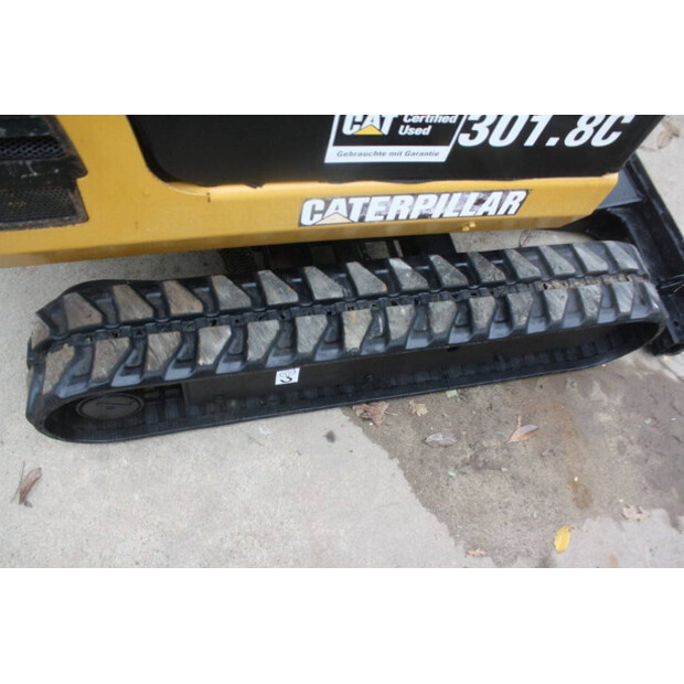 2015 Caterpillar 301.8C-42543246