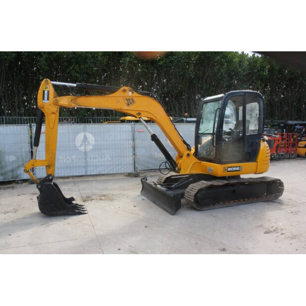 2010 JCB 8056-42543288