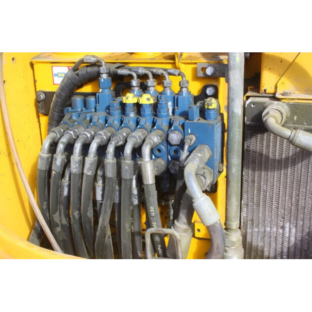 2010 JCB 8056-42543295