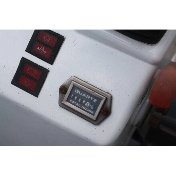 2010 بوبكات E08-42543324