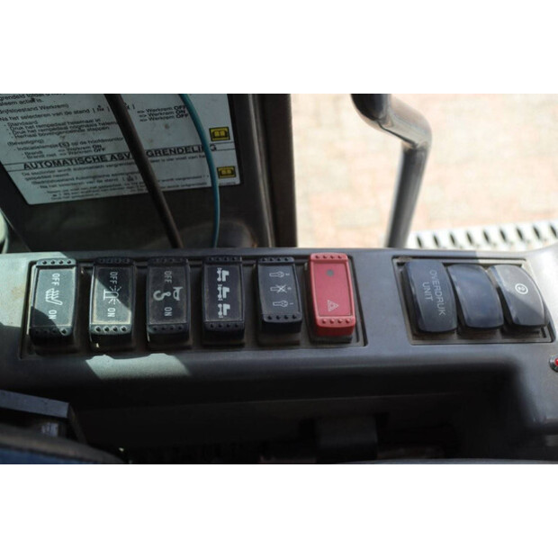 2009 Hitachi ZX140W-3-42543765
