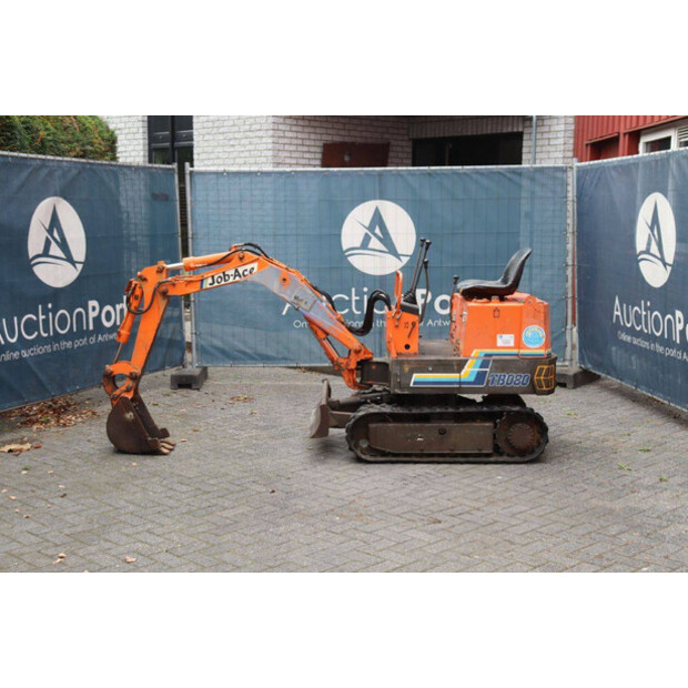 TAKEUCHI TB080-42544264