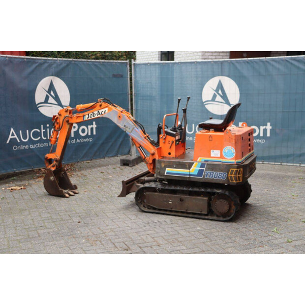 TAKEUCHI TB080-42544265