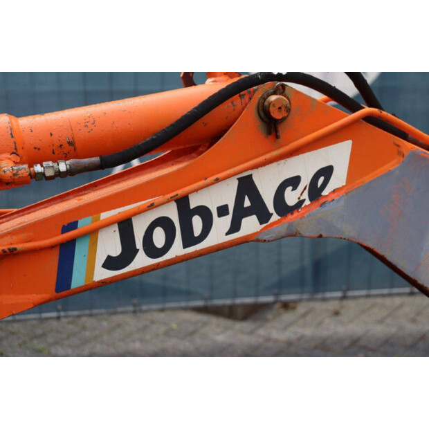 TAKEUCHI TB080-42544274