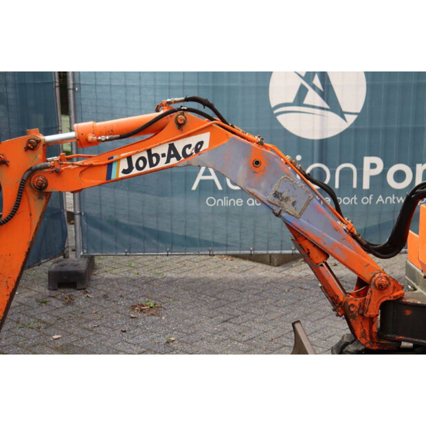 TAKEUCHI TB080-42544276